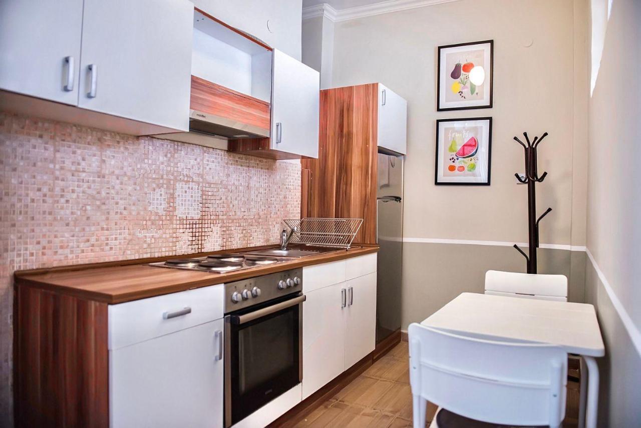 #Isabelle Apt By Halu! Apartments Thessaloniki Exterior photo